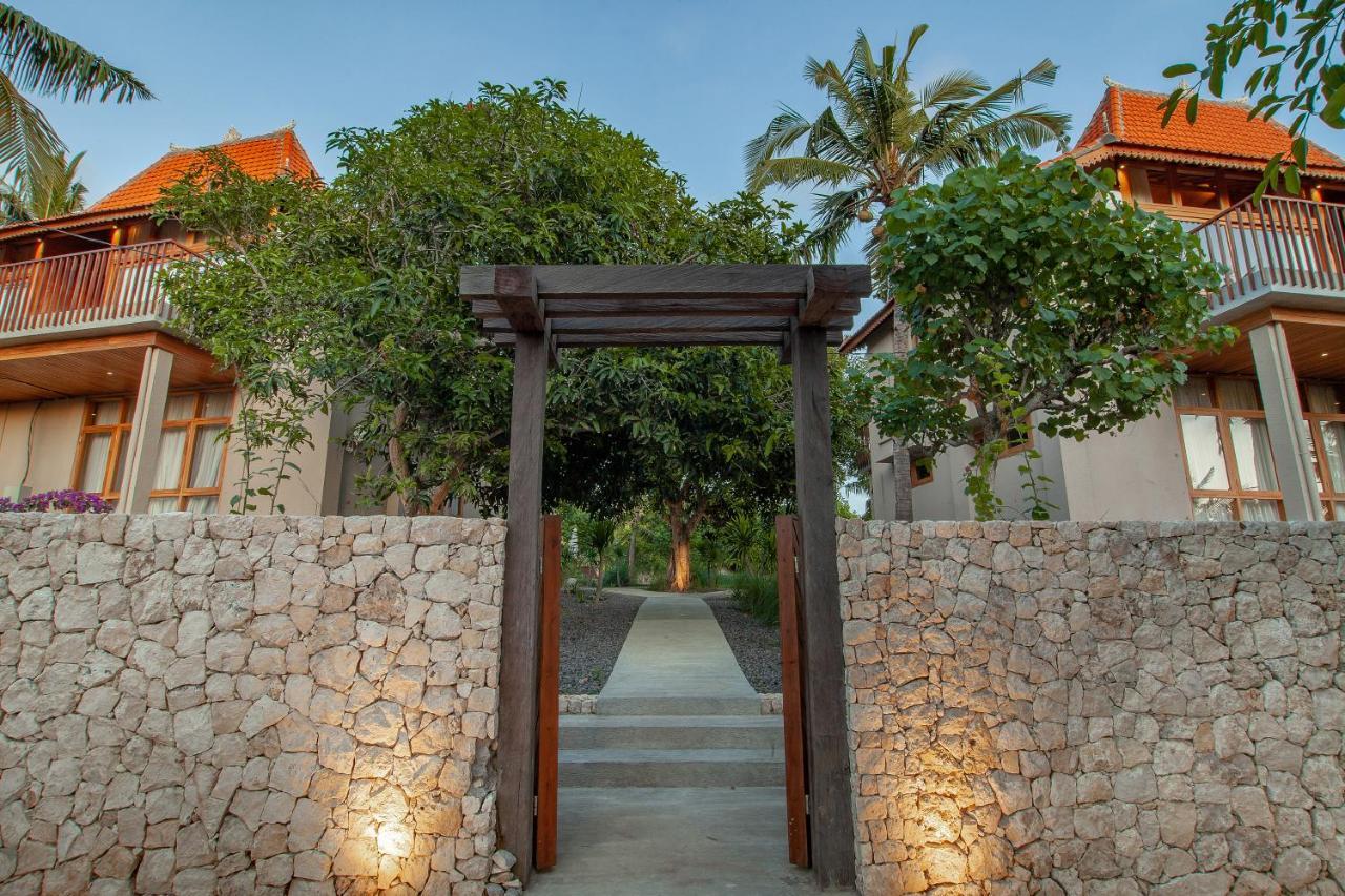 Diamond Beach Villas Tanglad Extérieur photo