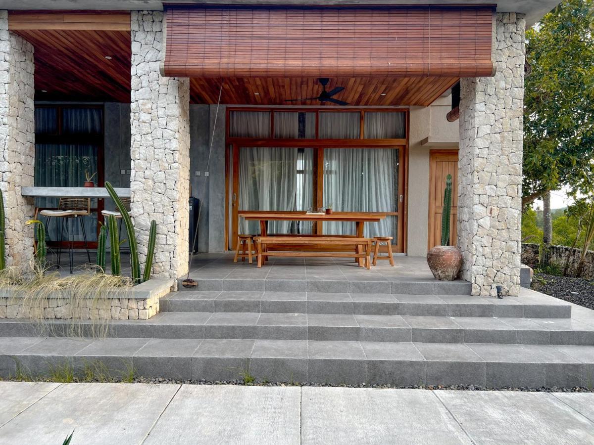 Diamond Beach Villas Tanglad Extérieur photo